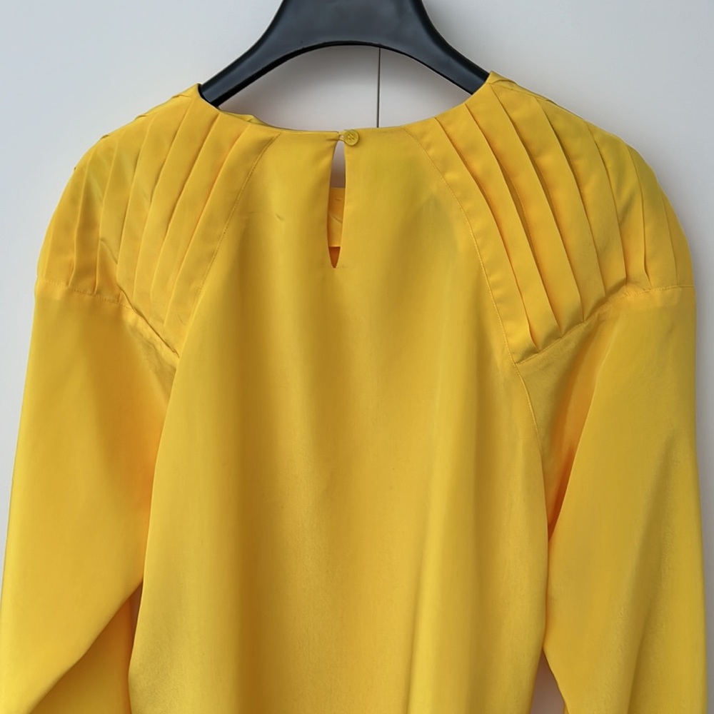 SIMON CHANG | Yellow Blouse with Pleated Details - Picture 12 of 14